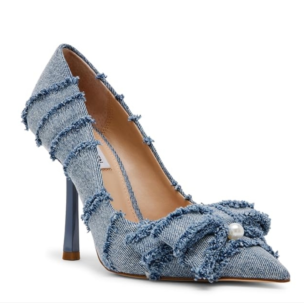 Steve Madden Barb Frayed Denim Point Toe Bow Pump